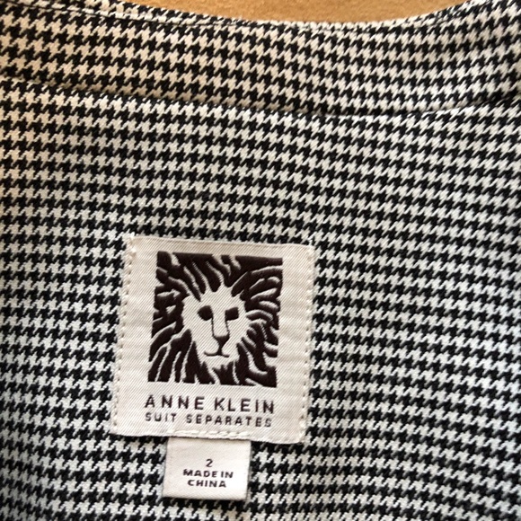 Jacket - Picture 2 of 2